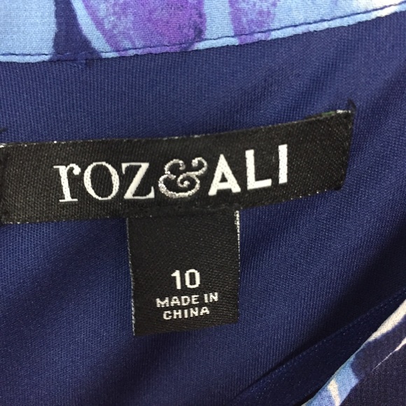 Roz & Ali Floral Trumpet Sleeve Shift Dress - Picture 5 of 16